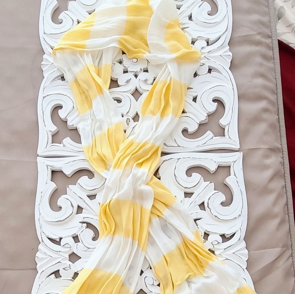 Lightweight Scarf